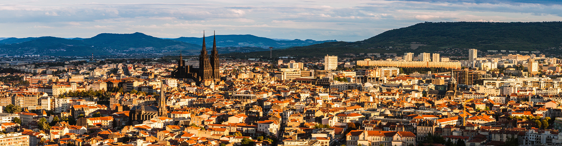 Aide à domicile Clermont Ferrand : Services à la personne et ménage